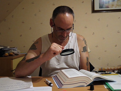 Au pied de la lettre